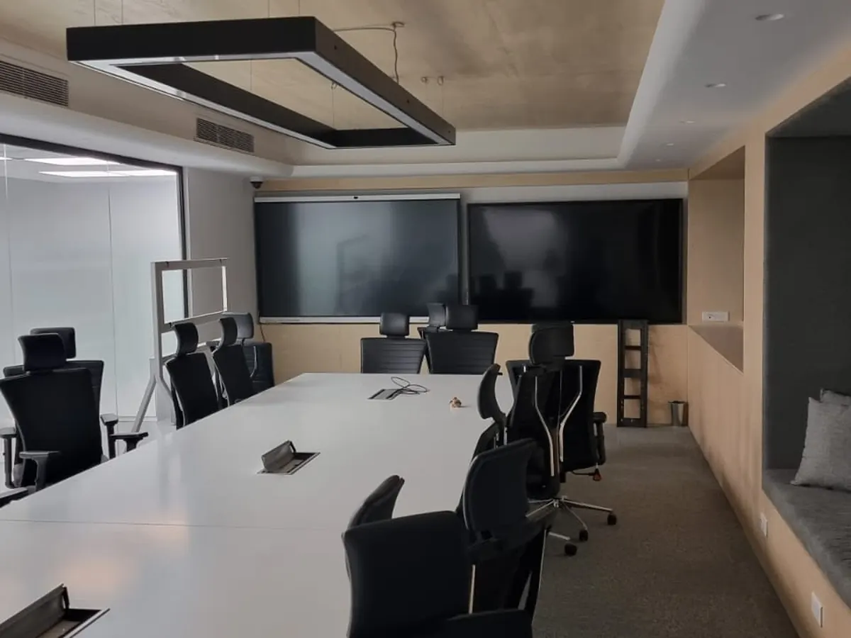 Plateau de bureaux Huawei aménagé par Wolcons à Casablanca — résultat final, photo 15 sur 15