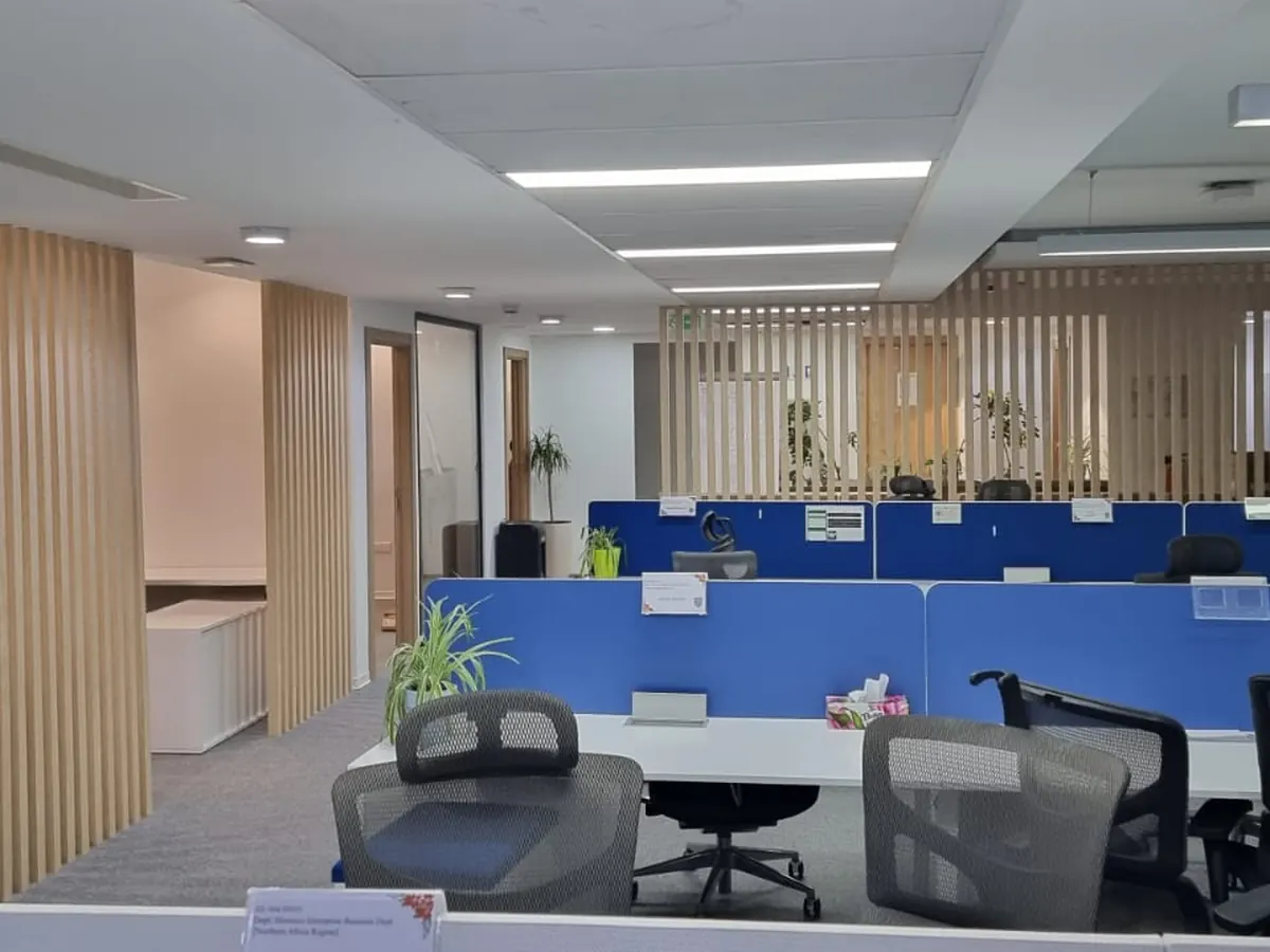 Plateau de bureaux Huawei aménagé par Wolcons à Casablanca — résultat final, photo 14 sur 15