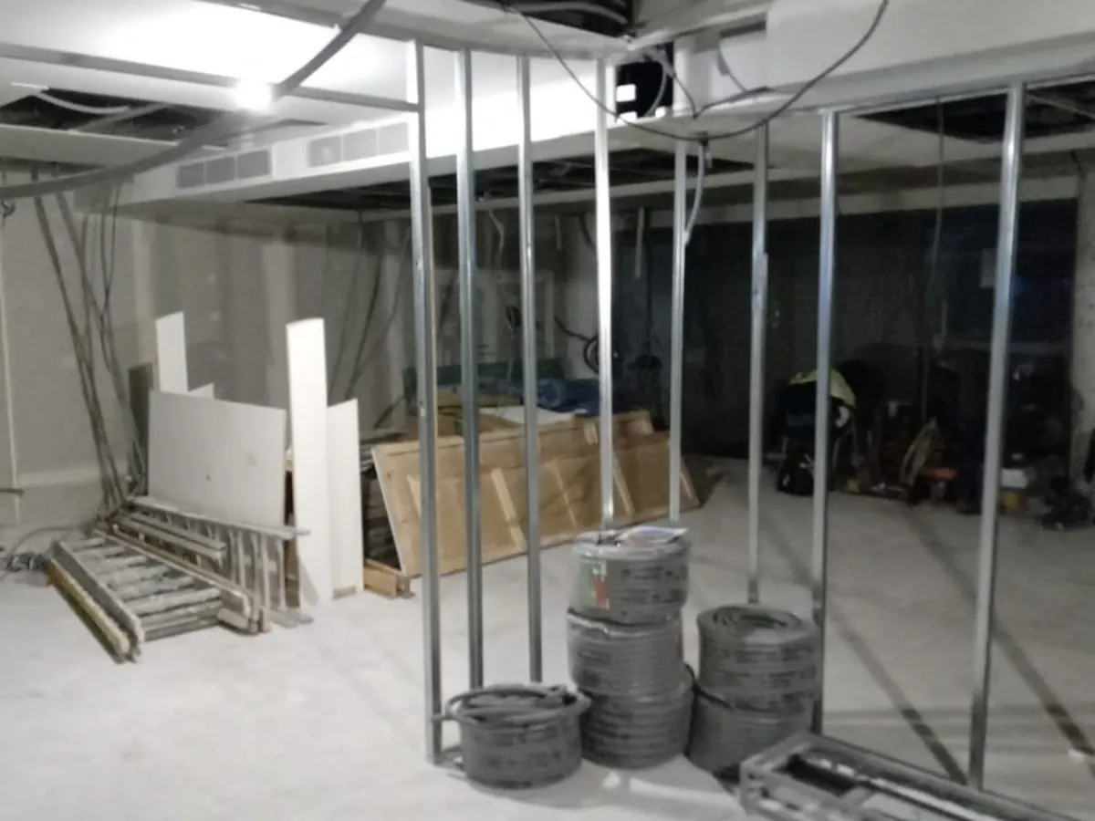 Plateau de bureaux Huawei aménagé par Wolcons à Casablanca — chantier en cours, photo 4 sur 15