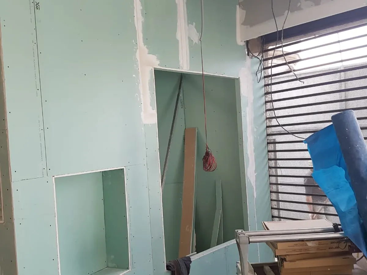 Aménagement de la boutique Saint Louis à Casablanca — chantier en cours, photo 2 sur 11