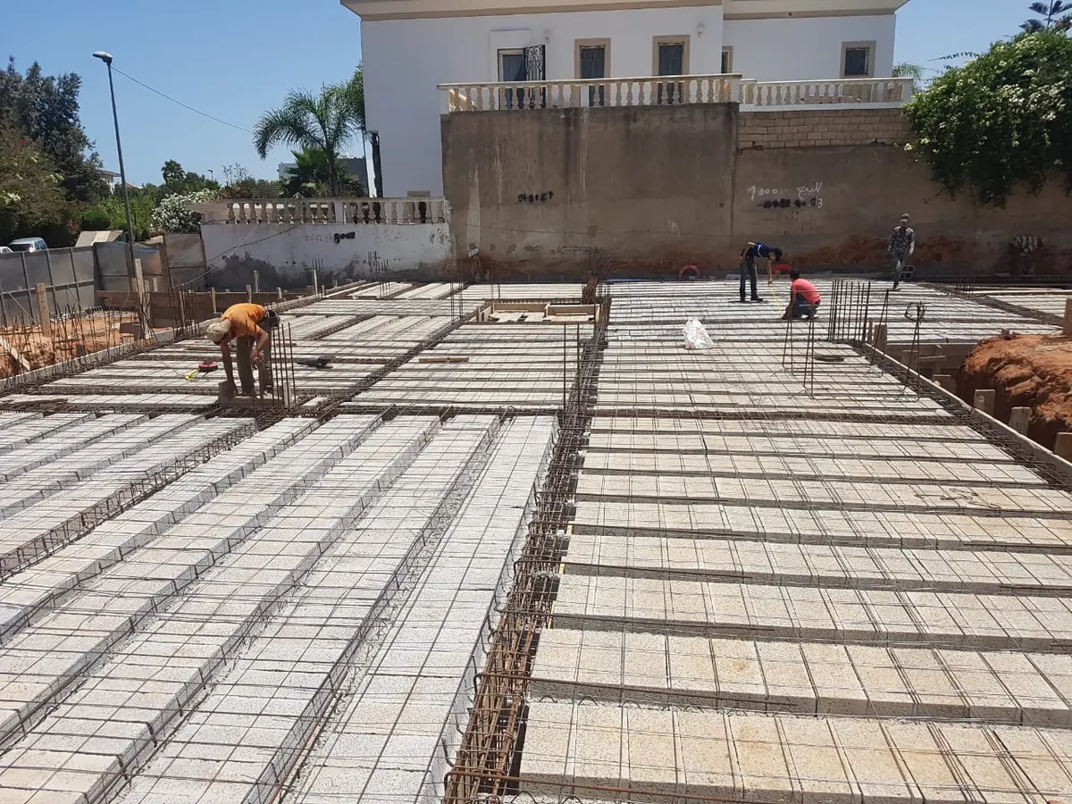 Villa CS : structure en cours d'élévation par Wolcons — chantier en cours, photo 4 sur 9
